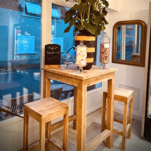 Einrichtung des Lebensmittelladens L'Épicerie du Chant du Coq - Carrousel 2