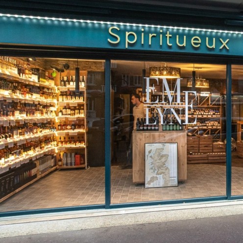 Einrichtung der Höhle von Emelyne - Carrousel 4