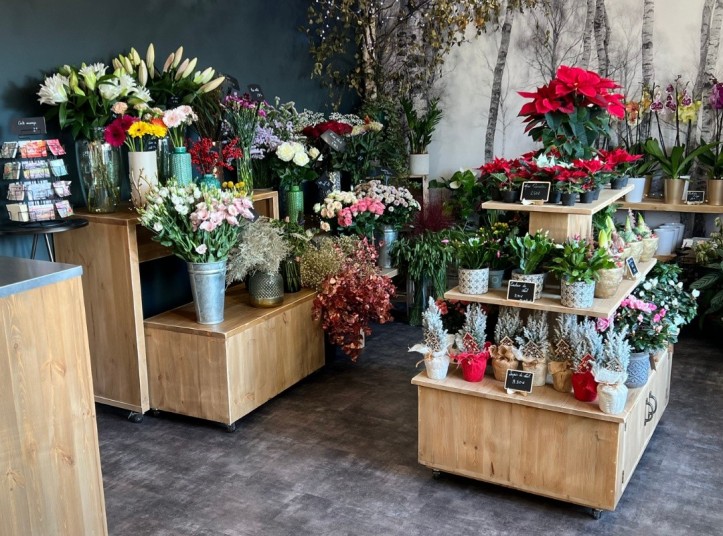 Einrichtung des Blumenladens Das Atelier des Glaneur