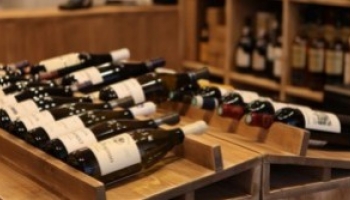 Unsere Ideen für Weinstuben aus Massivholz für Kellermeister