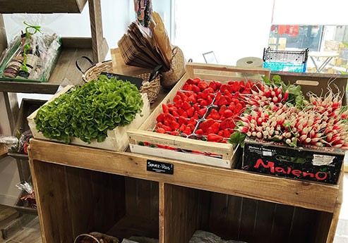 etagere fruits legumes