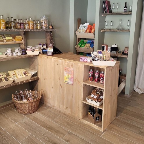 Layout of the delicatessen Cave des Gourmands Gourmets - Carrousel 1