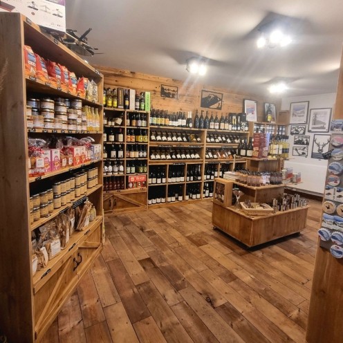 Grocery store layout Le Comptoir Montalbert - Carrousel 1