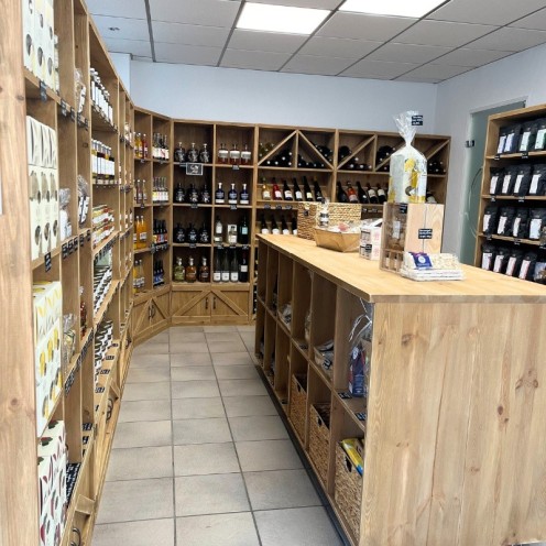 Layout of the delicatessen Véri'Tables Saveurs - Carrousel 1