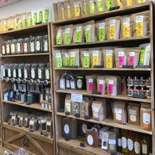 Agencement de l'épicerie fine les 27 paniers - Carrousel 3