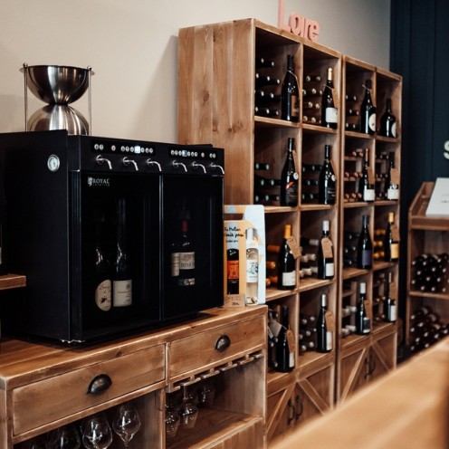 Agencement de la nouvelle cave L'amour du Vin - Carrousel 3