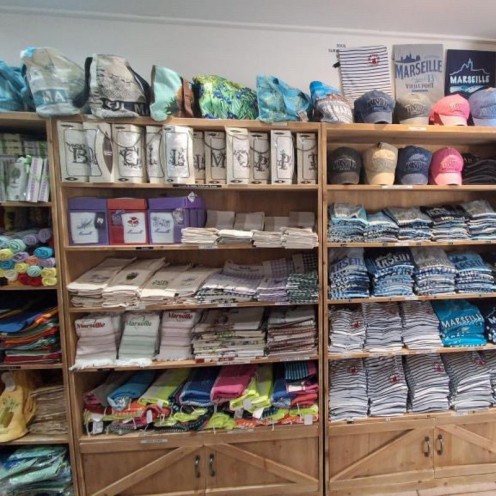 Agencement du magasin Les Baux Provençaux - Carrousel 3