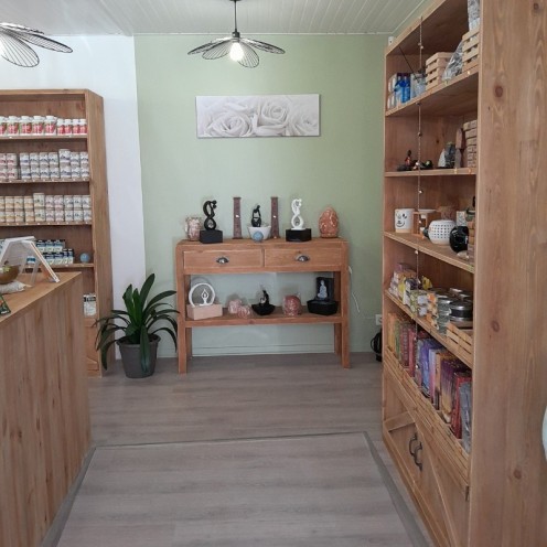 Agencement de la boutique Plantes et Argiles de Gaïa - Carrousel 3