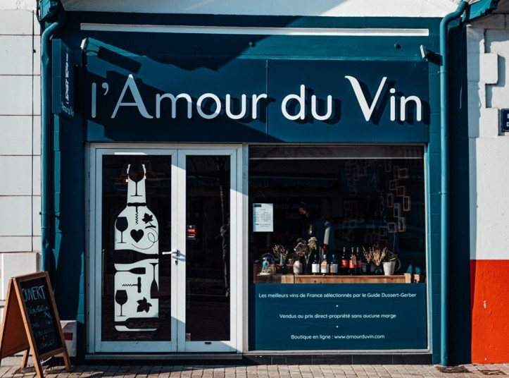 Agencement de la nouvelle cave L'amour du Vin