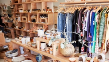 A complete guide to fitting a store into a small space