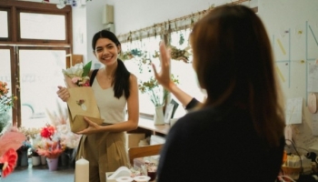 Attracting and retaining your customers: winning strategies to adopt