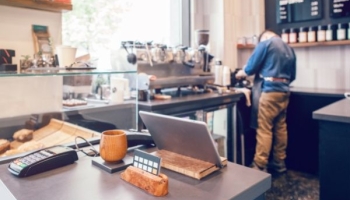 Matériel pour ouvrir un café : guide pour bien équiper votre établissement