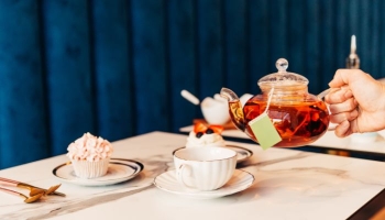 Ouvrir un salon de thé en 2026: comment imaginer un lieu inspirant et chaleureux