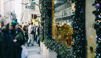 4 conseils pour créer une déco de noël dans votre boutique