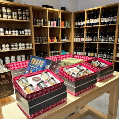 Agencement de l'épicerie Le Comptoir de Cerise - Carrousel 3