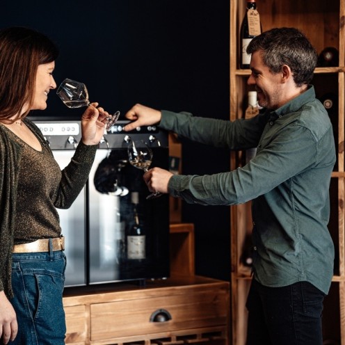 Inrichting van de nieuwe wijnkelder L'Amour du Vin - Carrousel 4
