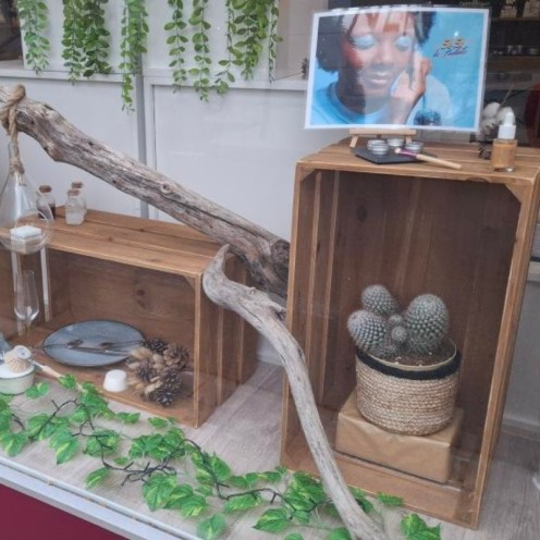 Inrichting van de zeepwinkel Kolibri - Carrousel 4