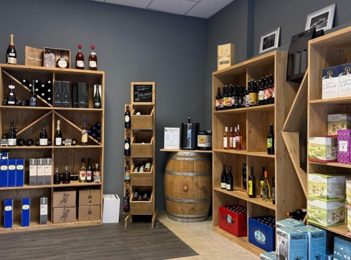 Agencement de La Cave à Tarbes