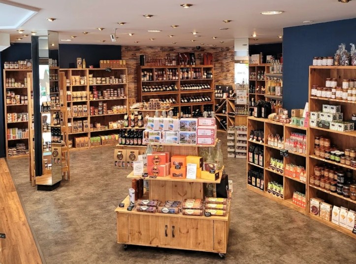 Inrichting van de delicatessenwinkel Chez Laurette